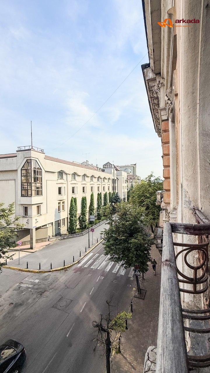 Подам квартиру в центрі міста в австрійському люксі з великим потенціалом