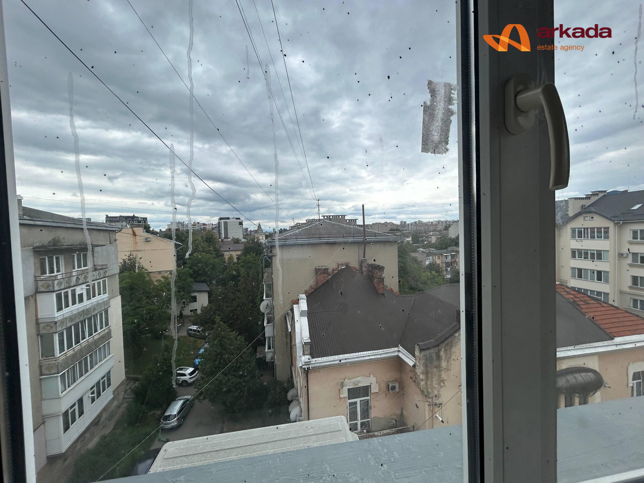 Продаж 3-кімнатної квартири по вул. Пилипа Орлика, Центр Івано-Франківська