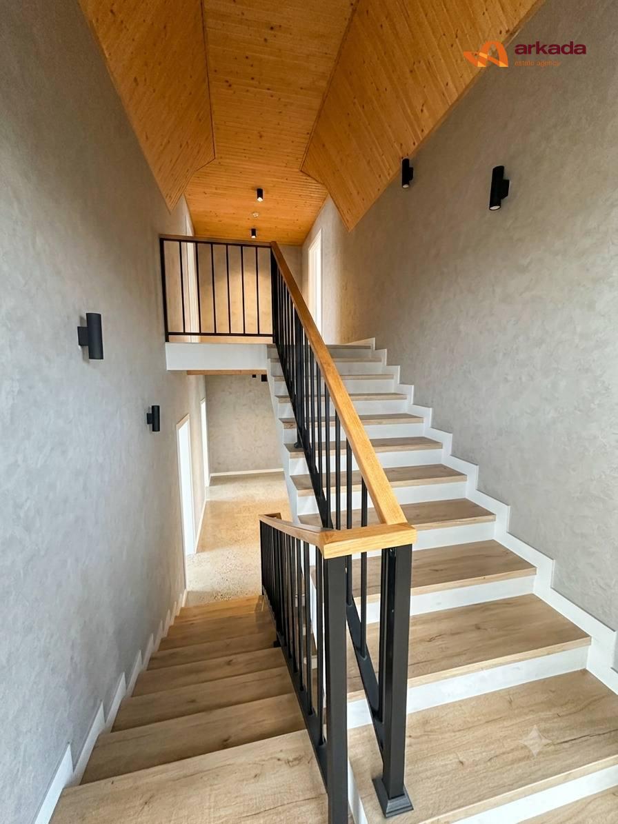 Продається новий готель в серці Буковелю, с.Поляниця