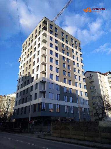 Продаю 1Кім. квартиру в новобудові, вул.Целевича.