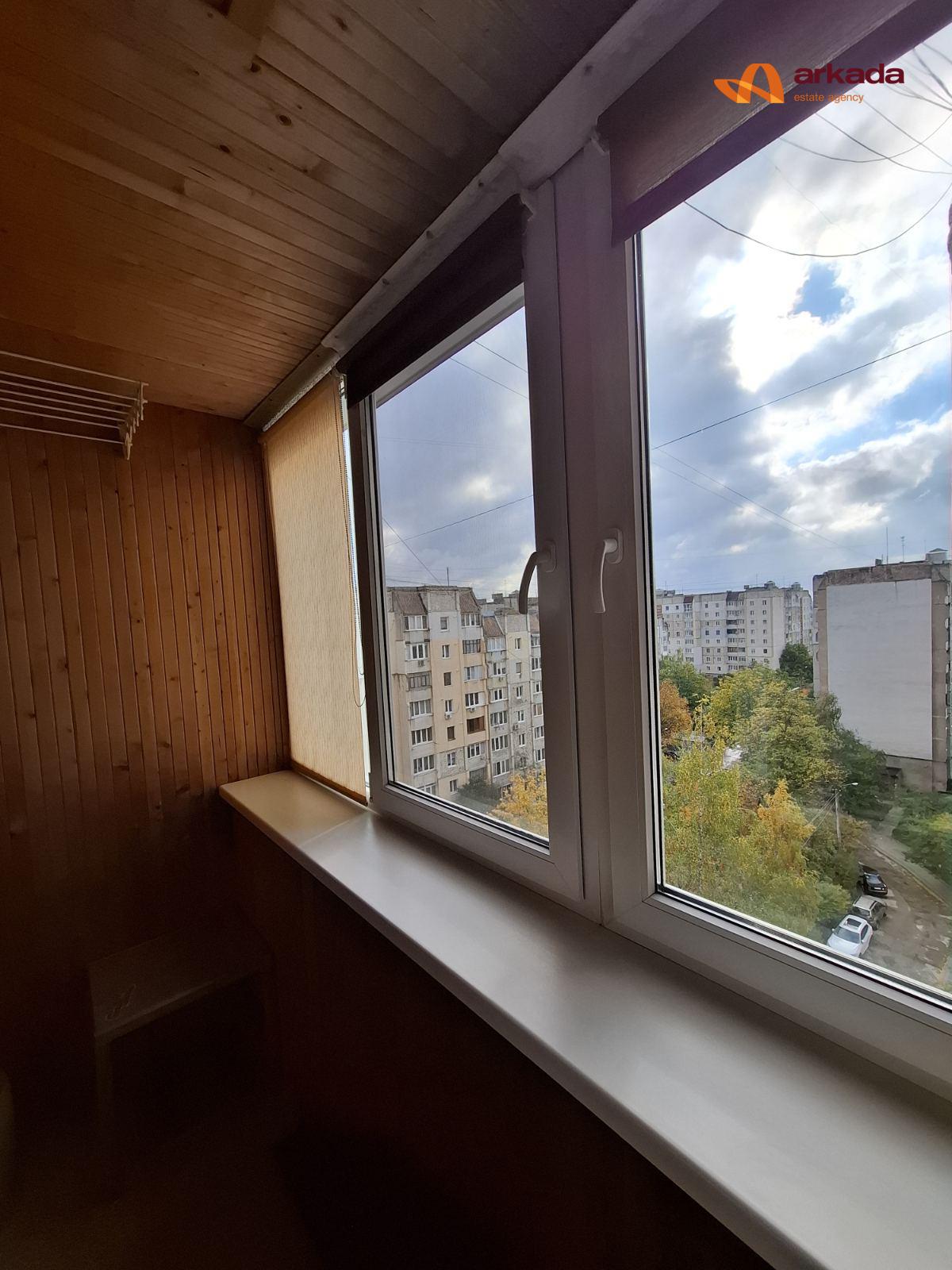 Продаю 4 кімнатну квартиру біля ТЦ Арсен. 85м2